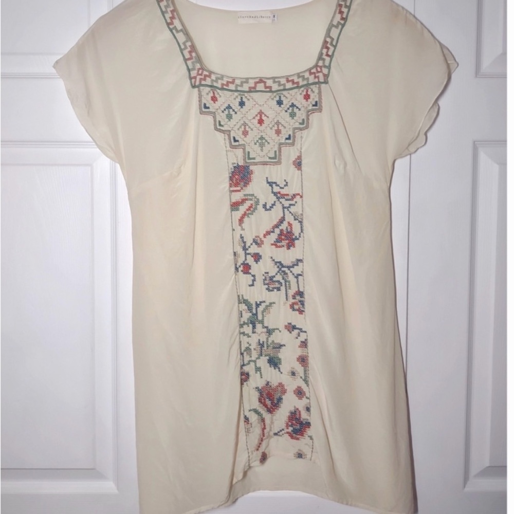 Johnny Was 4 Love and Liberty
Bohemian Antique White
Embroidered Tunic Dress M
